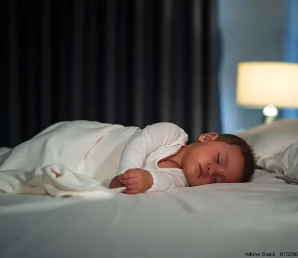 Wie weniger Wachphasen Babys und Eltern zu mehr Schlaf verhelfen