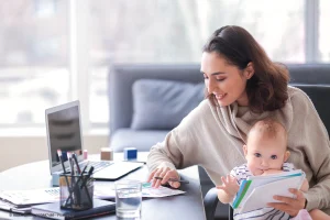 Homeoffice mit Baby einrichten – so klappt es wirklich